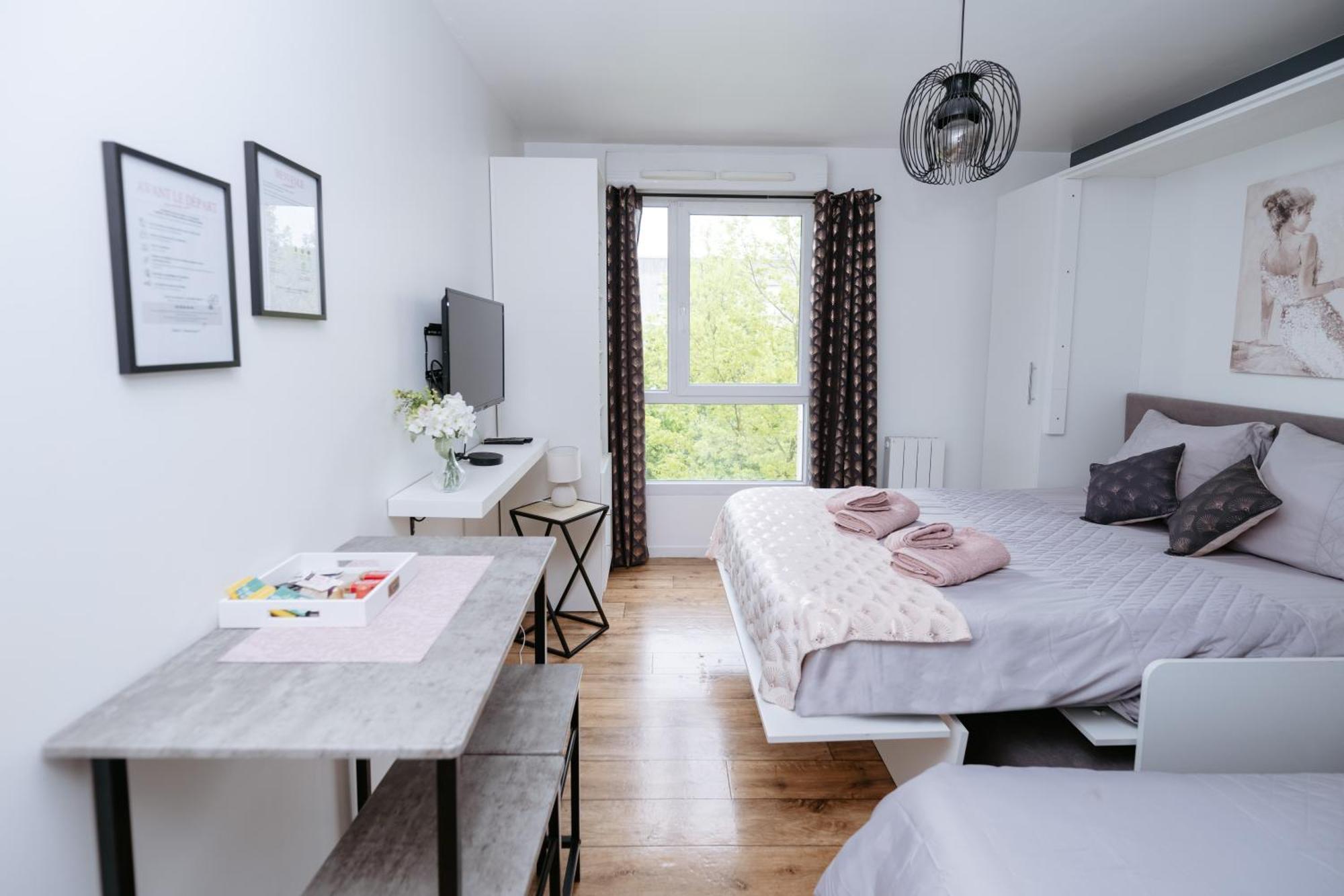 Neuvaroom Montévrain Exteriér fotografie